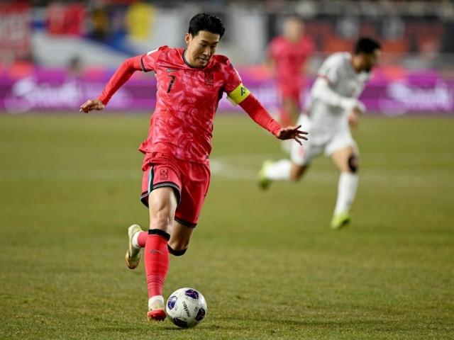 เล่นนอกบ้านดีกว่า! ‘ซน’ บ่นสนามห่วยกิมจิเจ๊า 2 แมตช์