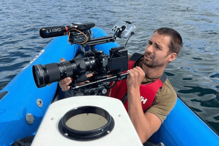 ทำสิ่งที่รัก! ‘ไวท์แมน’ อดีตโกล์ไก่ผันตัวเป็น ‘ผู้กำกับ’