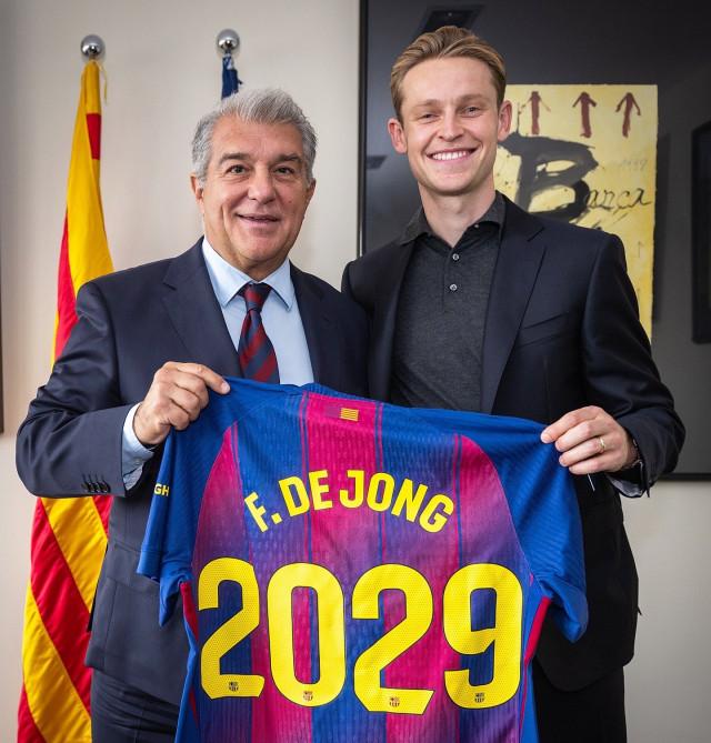 ‘เดอ ยอง’ วางเป้าพาบาร์ซ่าถึงแชมป์ UCL