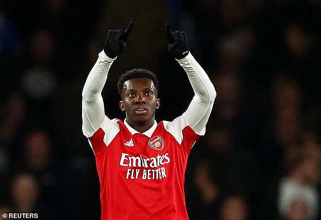 ไว้ใจผม! ‘เอ็ดดี้’ อาสายืนหอกปืนแทน ‘เชซุส’