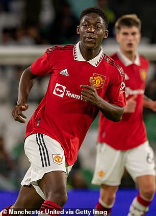 ผีดัน ‘ไมนู,เบนเน็ตต์’ สองดาวรุ่งขึ้นชุดใหญ่