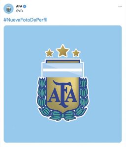 แฟนรอช้อป! มาแล้วเสื้อ ‘ฟ้า-ขาว’ พร้อมดาว 3 ดวง