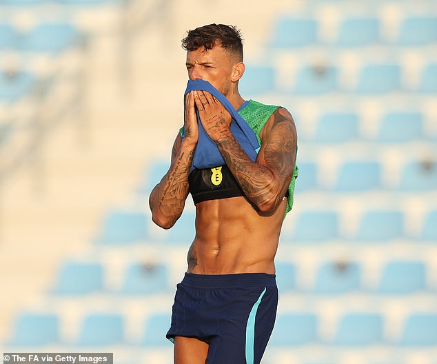 ตัดกำลังปืน?! เป๊ปเหล่ ‘ไวท์’ เติมหลังเรือ