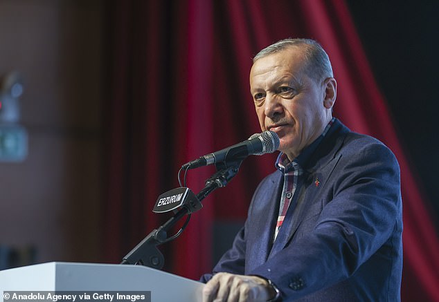 เพราะหนุนปาเลสไตน์! แอร์โด้กันเชื่อ ‘ค.โด้’ โดนพิษการเมืองเล่นงาน