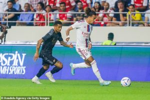 สาลิกาปาดผีทาบ ‘กุสโต้’ แบ็คดาวรุ่ง OL