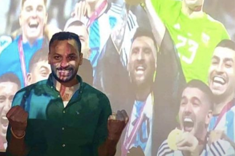 เศร้า…’หนุ่มมัมมี่’ หัวใจวายระหว่าง ‘ฟ้า-ขาว’ ฉลองแชมป์โลก