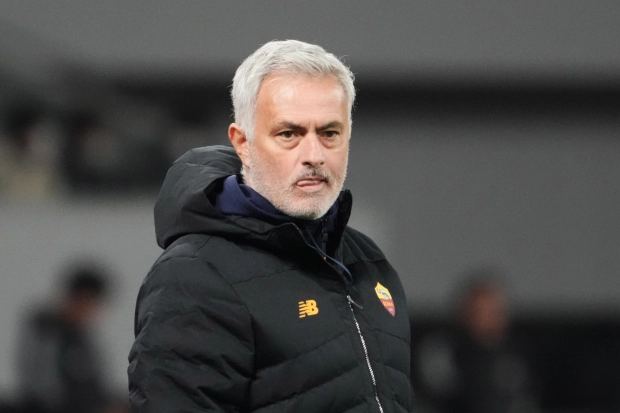 พ่วงคุมโรม่า! ลือฝอยทองทาบ ‘น้ามู’ นั่งกุนซือคนใหม่