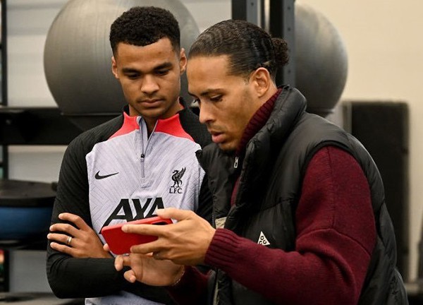 สาริกาลิ้นทอง! ‘กัคโป’ เผย VvD กล่อมย้ายจอยหงส์