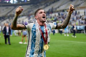 ไม่สู้ค่าตัว! บิ๊กลีดส์เผยเคยถกคว้า ‘เด ปอล’ ตอนเพิ่งเลื่อนชั้น