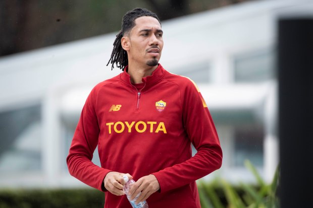 ปูด ‘สมอลลิ่ง’ ปัด ‘งู, ม้าลาย’ ฝากตัว ‘น้ามู’ ต่อ