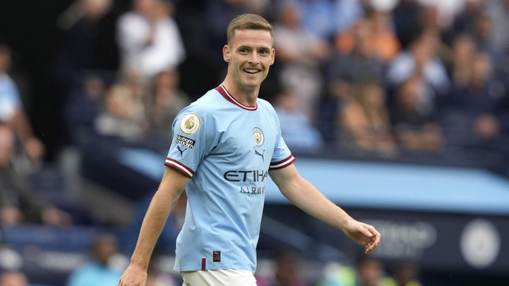 เพิ่งมาเองนะ! ปูดม้าลายสนเซ้ง ‘โกเมซ’ จากเรือใบ