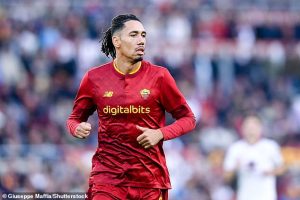 งูจ้องอยู่! หมาป่าเมินอัพค่าเหนื่อยยืดสัญญา ‘สมอลลิ่ง’