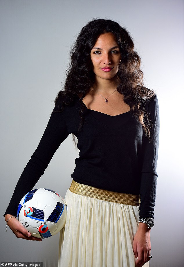 80 แล้วยัง…เอเยนต์สาวแฉ ‘เลอ กราท’ ตามหยอดหวังฟัน