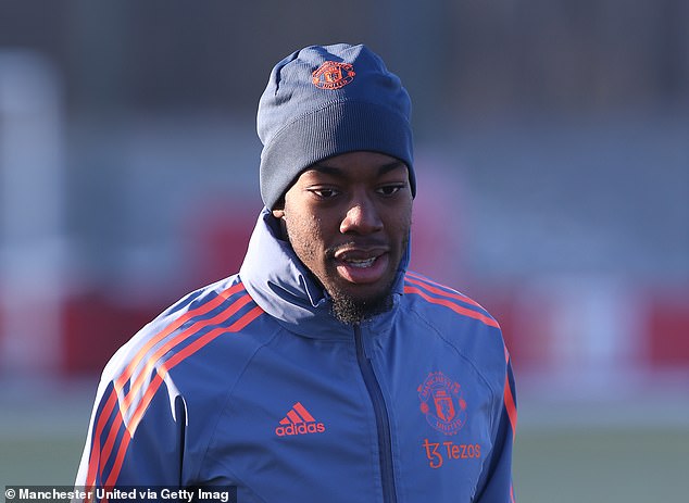 ทอฟฟี่ยกระดับยืม ‘เอลันก้า’ แก้แนวรุก