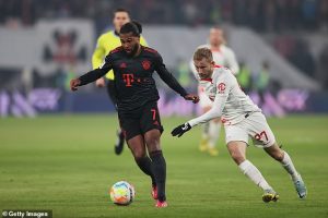 นาเกิลส์มันน์เตือน ‘กนาบรี้’ หลังโผล่งานแฟชั่นวีกที่ปารีส