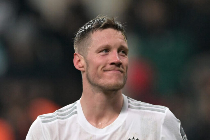 อดีตโค้ชเบิร์นลี่ย์ชม ‘เวกฮอร์สต์’ เป็นมืออาชีพ-เทคนิคยอดเยี่ยม