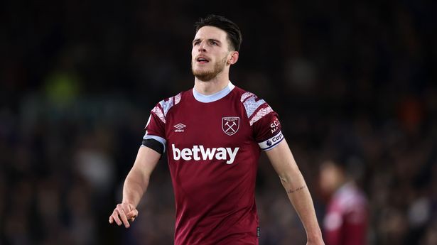 เพียร์ซสะกิด ‘ไรซ์’ ย้ายซบปืน-เชื่ออยู่กับ ‘พี่ต้า’ รุ่งแน่