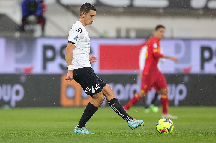 เอเยนต์เผย ‘พี่ต้า’ โทรกล่อม ‘คิวิออร์’ ตั้งแต่ก่อนปีใหม่