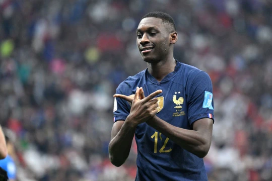 แย่งกับพี่เสือ! ปูดผีพร้อมทุ่ม 60 ลย. คว้า ‘มูอานี่’ เสริมคม