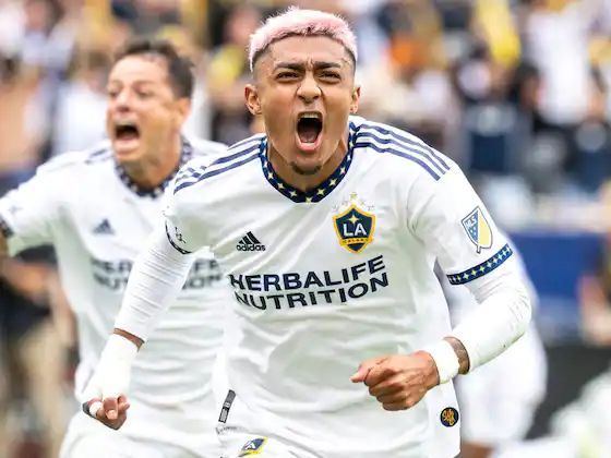 หึ่งบุญโยกถกเซ็น ‘อเราโฮ่’ แบ็คขวาแอลเอ