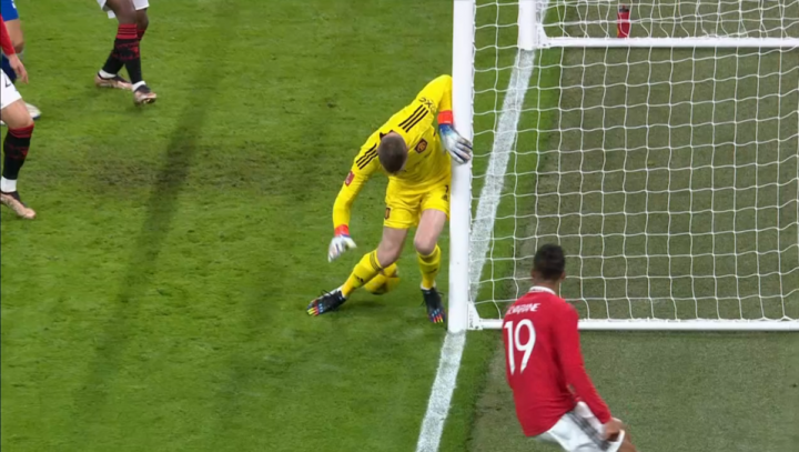 หลุดได้ไง!? กูรูสับ ‘ลามะ’ เหมือนนายประตูลีกสมัครเล่น