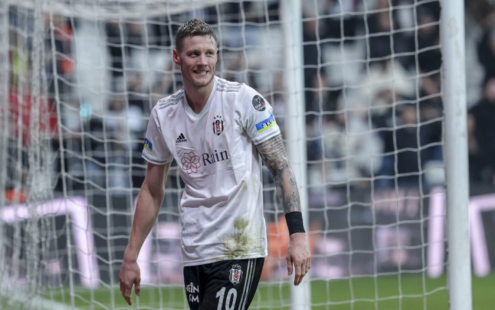 ปธ.เบซิคตัสยันไม่ปล่อย ‘เวกฮอร์สต์’ หากไร้หอกใหม่