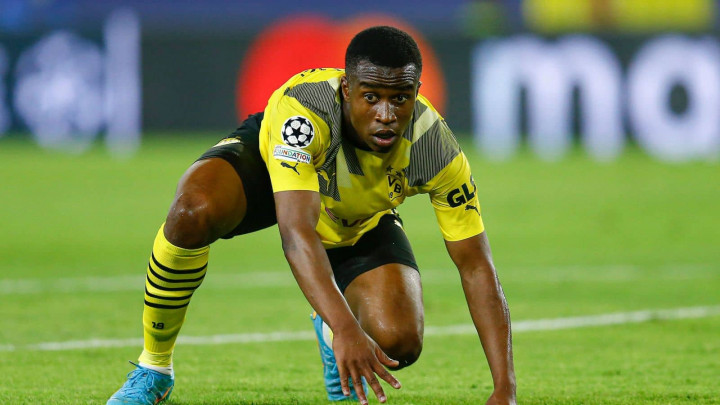 เผยผีตามส่อง ‘มูโกโก้’ มานาน-บุญโยกขอเซ็นฟรีเท่านั้น