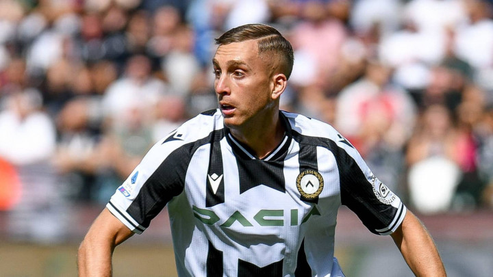 รีเทิร์นพรีเมียร์ลีก? เอเยนต์เฟิร์มวิลล่าสนคว้า ‘เดวโลเฟว’