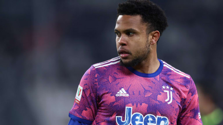 ยังไม่หนำ?! ปืนถกเอเยนต์ถามข้อมูล ‘แม็คเคนนี่’