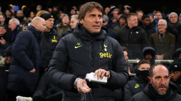 ‘น้าคอน’ เผยผ่าตัดลุล่วง รอฟื้นตัวก่อนหวนคุมไก่