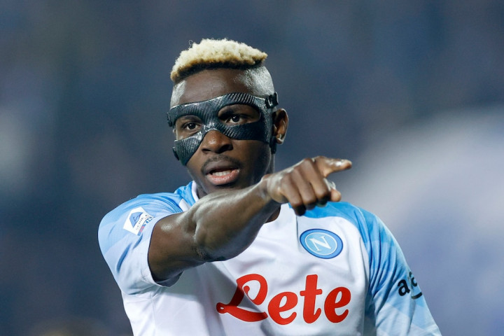 แจมผี,สิงห์! หมีร่วมวงล่า ‘โอซิมเฮน’ เสริมเขี้ยวเล็บ