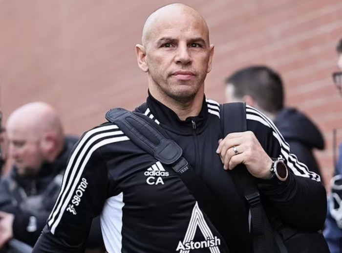 ผู้ช่วยเก่า! ลีดส์เฟิร์ม ‘อาร์มาส’ ร่วมคุมทีมเจอผี