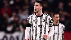 ผีหรือเปล่า? เอเยนต์โดดขวาง ‘วลาโฮวิช’ ซบทีมพรีเมียร์ลีก