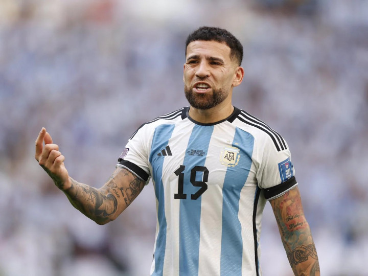 ชอบของฟรี! หมีสนซิว ‘โอตาเมนดี้’ ขันแนวรับ