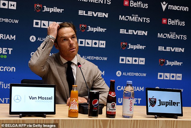 ‘พาร์เกอร์’ รับสภาพส่อโดนบรู๊กก์เด้ง