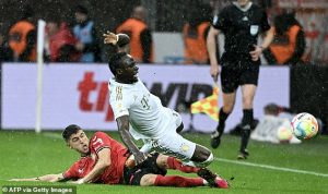 พี่เสือกังวล  ‘มาเน่’ หลุดฟอร์ม-ไม่ฟิต