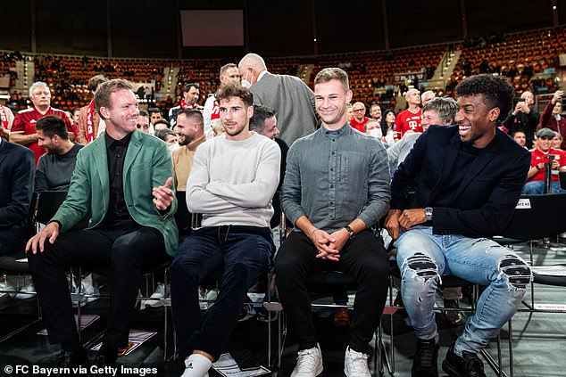 บิลด์เผย! ห้องแต่งตัว ‘พี่เสือ’ เสียงแตกปลด ‘นาเกิลส์มันน์’