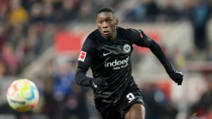 ใจไปก่อนแล้ว… สื่อคาดแฟรงก์เฟิร์ตรั้ง ‘มูอานี่’ ไม่อยู่