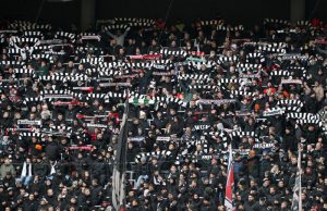 แฟรงเฟิร์ตฉุน ‘รบ.เลี่ยน’ ห้ามแฟนซื้อตั๋วเยือนนาโปลี