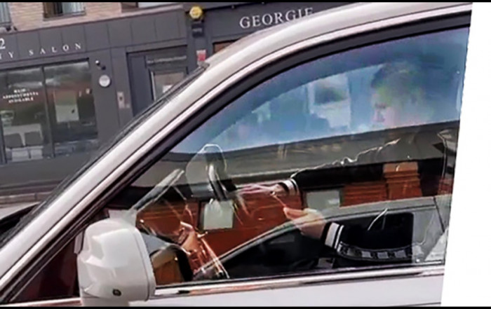 ตำรวจสอบเหตุ ‘ฮาลันด์’ ใช้มือถือขณะขับรถ