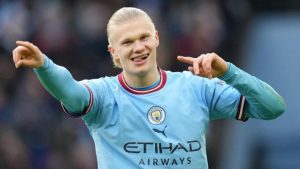 แบบไหนคือถูก? คิงโคลโดดป้อง ‘ฮาลันด์’ หลังโดนกังขาย้ายผิดทีม