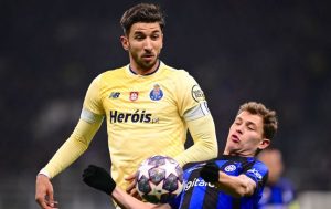 เด็กเก่าหงส์! ผีแอบสนทาบ ‘กรูยิช’ เติมกลาง