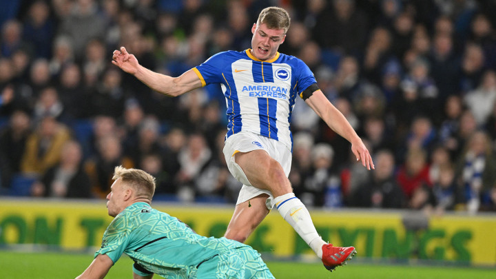 ปูดผีแพลนล่า ‘เฟอร์กูสัน’ หอกดาวโรจน์ไบรท์ตัน