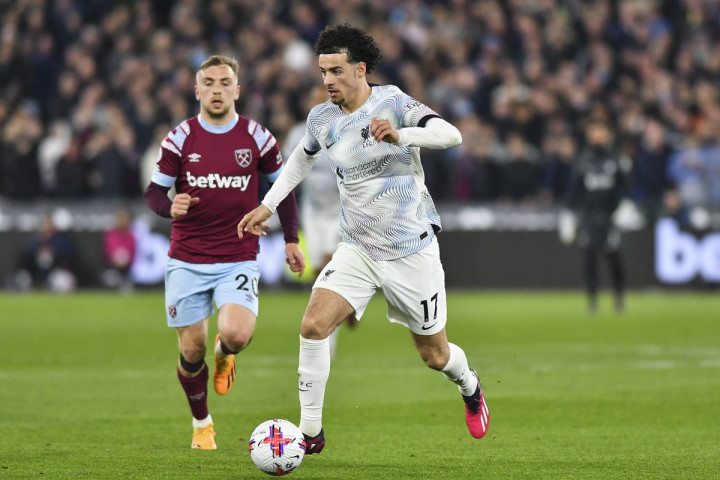 ไรท์ซ่าชมเปาะ ‘โจนส์’ ฟอร์มกำลังมา