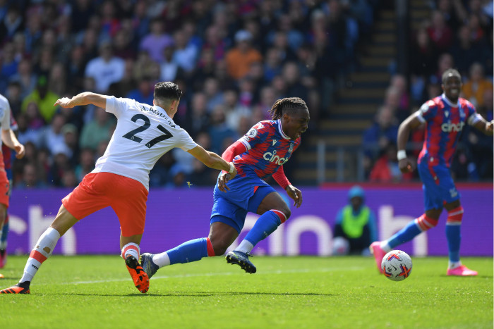 โดนอีกแล้ว… ‘มอยส์’ โอดเปาแจกโทษพาเลซง่ายเกิน