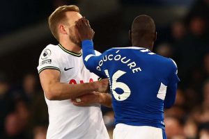 โดนแค่เนี้ย… กูรูสับ ‘เคน’ ล้มง่ายเกิน-‘เนฟ’ เห็นต่าง