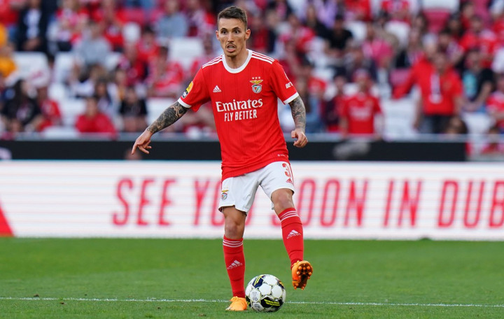 สื่อฝอยทองตีเจ้าสัวหวังเซ็นฟรี ‘กริมัลโด้’