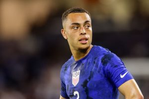 เอเยนต์เผย 3 ทีมพรีเมียร์ลีกสนคว้า ‘เดสต์’