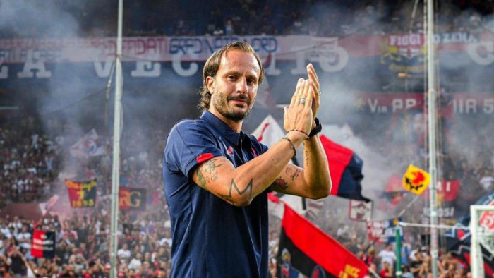 ปีเดียวคัมแบ็ค! ‘จิลาร์ดิโน่’ พา ‘เจนัว’ ขึ้นเซเรีย อา