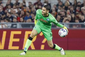 ไก่เตรียมยื่น 40 ลย. ล่อนาโปลีคาย ‘เมเร็ต’